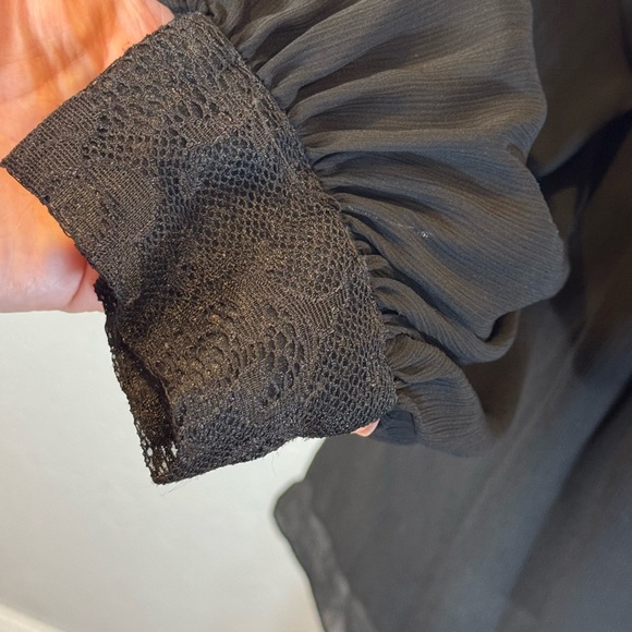 Nine West Black Lace Blouse long sleeve - Picture 4 of 13